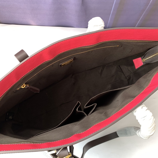 スーパーコピーブランドバッグ角部分ディテール